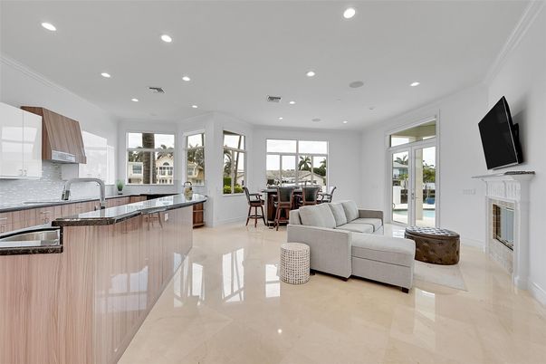 Dining room, Fireplace, Interior, Kitchen, Living room, Recessed Lighting