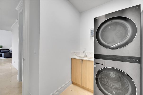 Interior, Utility Closets, Washer