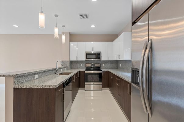 Interior, Kitchen, Pendant Lights, Recessed Lighting, Stainless Steel Appliances