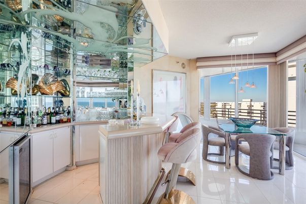 Dining room, Interior, Pendant Lights, Water