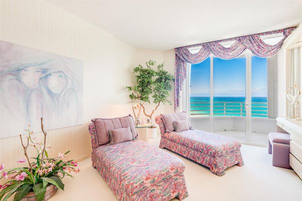 Bedroom, Interior, Living room, Water