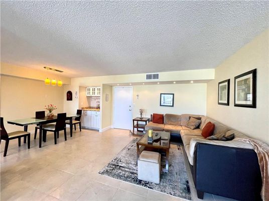 Dining room, Interior, Living room, Pendant Lights, Recessed Lighting