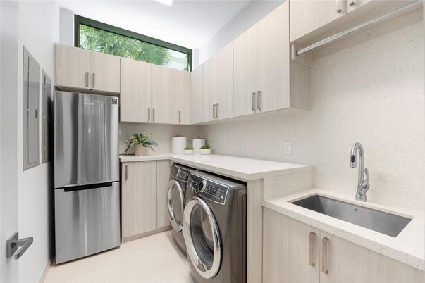 Interior, Washer
