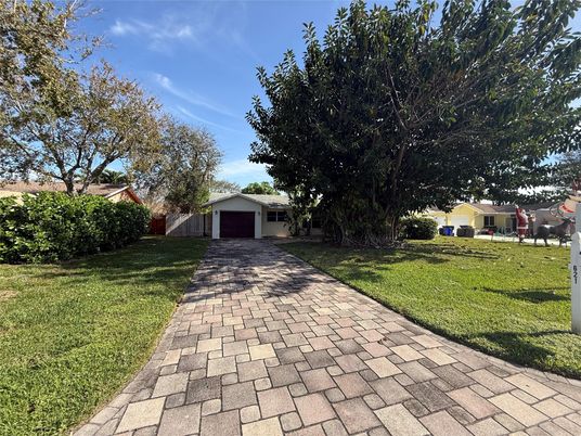 Backyard, Detached Garage, Exterior