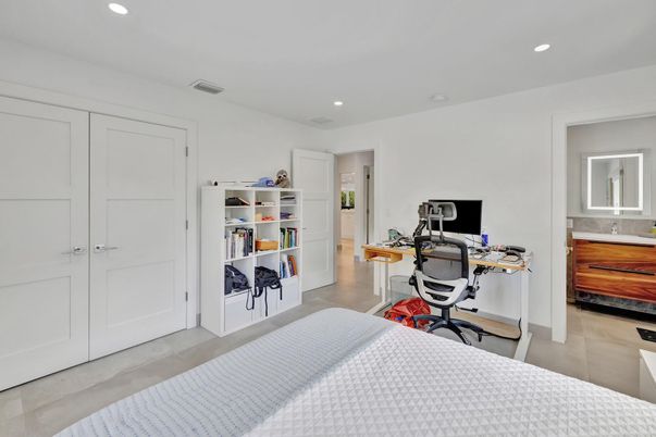 Bedroom, Home Office, Interior, Recessed Lighting