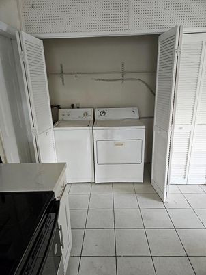 Interior, Utility Closets, Washer