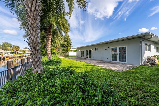 Backyard, Exterior, Water