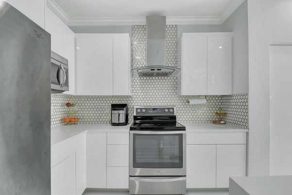Interior, Kitchen, Stainless Steel Appliances