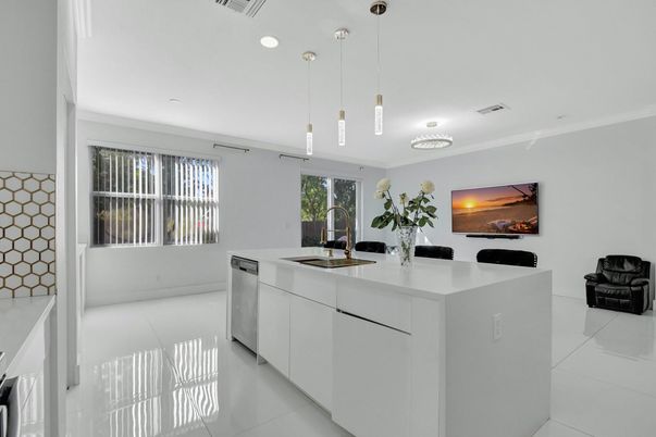 Interior, Kitchen, Pendant Lights, Recessed Lighting