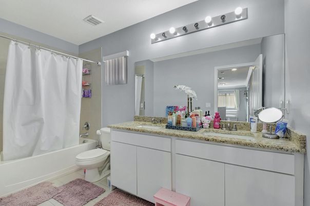 Bathroom, Interior, Recessed Lighting