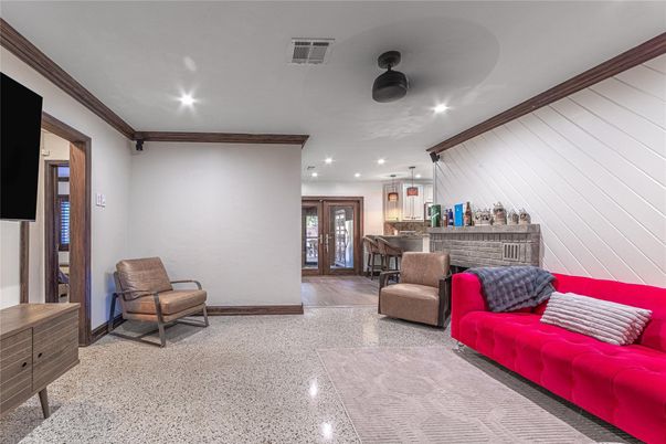 Interior, Recessed Lighting, Wood Texture Flooring
