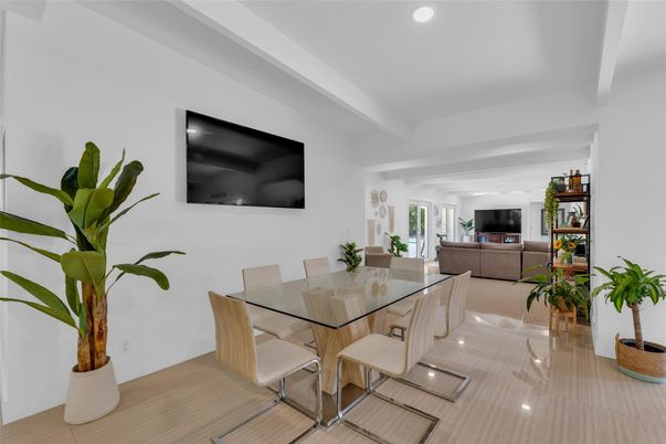 Dining room, Interior, Living room, Recessed Lighting, Wood Texture Flooring