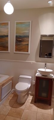 Bathroom, Interior, Recessed Lighting