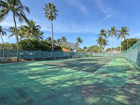 Exterior, Tennis Courts
