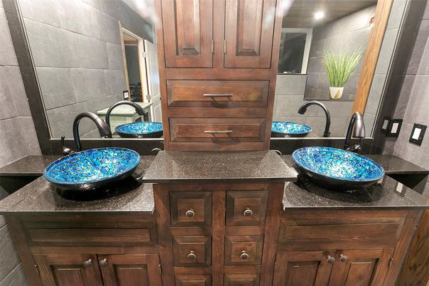 Bathroom, Dual Sink Vanities, Interior