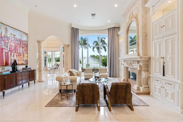 Fireplace, Interior, Living room, Recessed Lighting