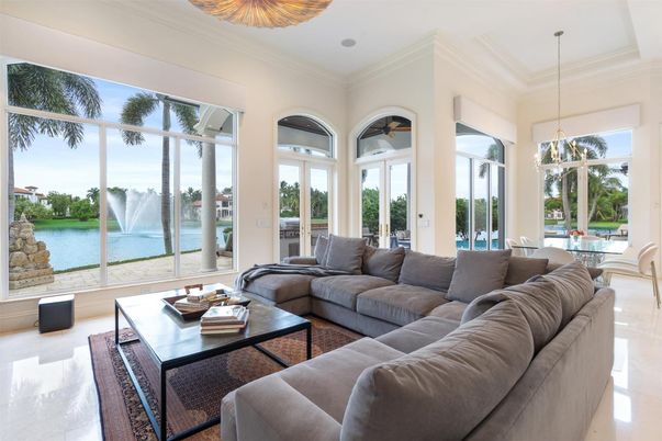 Dining room, Interior, Living room, Pendant Lights, Water