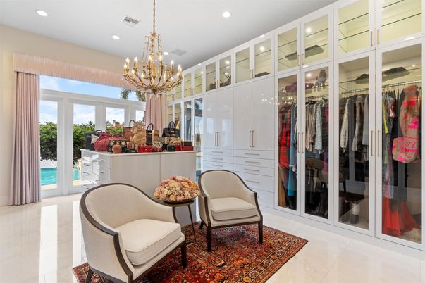 Chandelier, Interior, Recessed Lighting, Walk-in Closets
