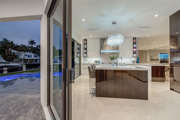 Chandelier, Interior, Kitchen, Recessed Lighting, Stainless Steel Appliances