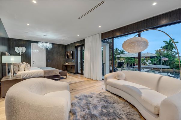 Chandelier, Interior, Living room, Recessed Lighting, Wood Texture Flooring, Wooden Walls