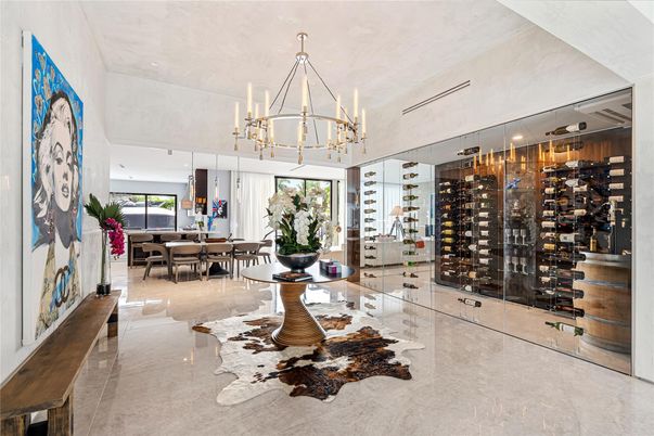 Chandelier, Dining room, Interior, Pendant Lights, Recessed Lighting, Wine Storage