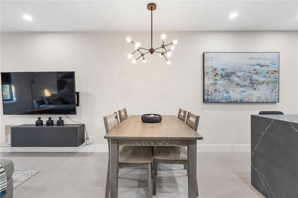 Dining room, Interior, Pendant Lights, Recessed Lighting