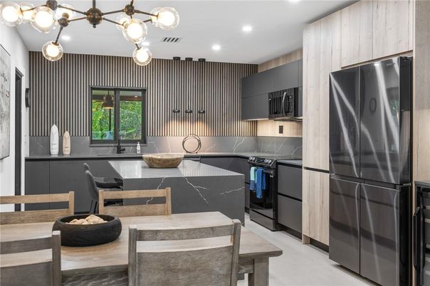 Interior, Kitchen, Pendant Lights, Recessed Lighting