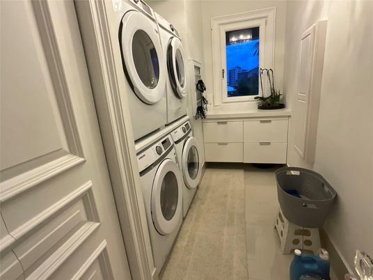 Interior, Utility Closets, Washer