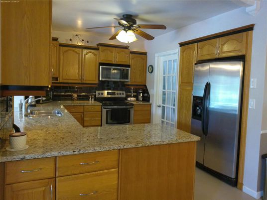 Chandelier, Dining room, Interior, Kitchen, Living room