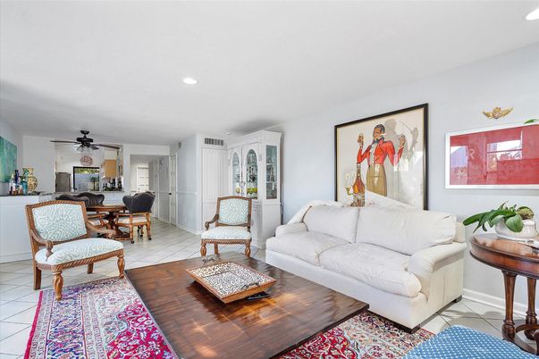 Dining room, Interior, Living room, Recessed Lighting