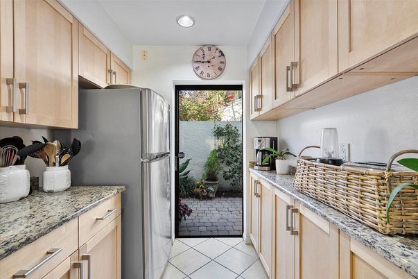 Interior, Kitchen, Recessed Lighting