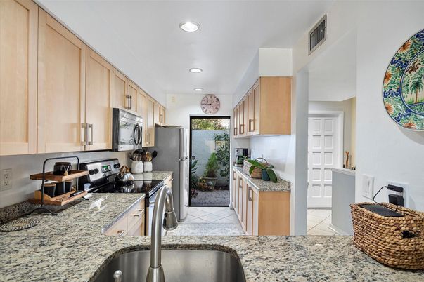 Interior, Kitchen, Recessed Lighting