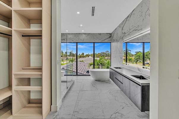 Bathroom, Free Standing Baths, Interior, Marble, Marble Walls, Recessed Lighting