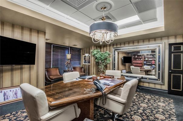 Chandelier, Dining room, Interior