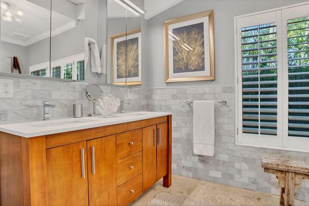 Bathroom, Interior, Marble Walls