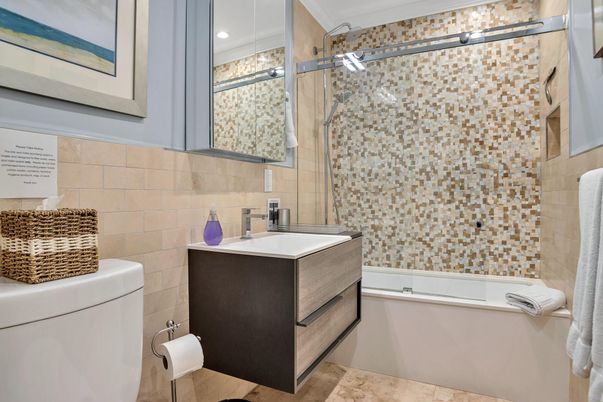 Bathroom, Interior, Recessed Lighting