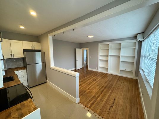 Interior, Kitchen, Recessed Lighting, Wood Texture Flooring