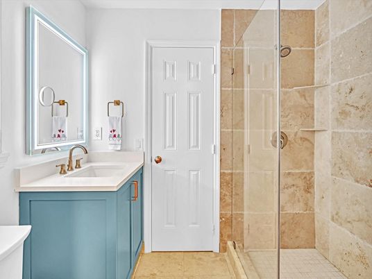 Bathroom, Glass Shower, Interior