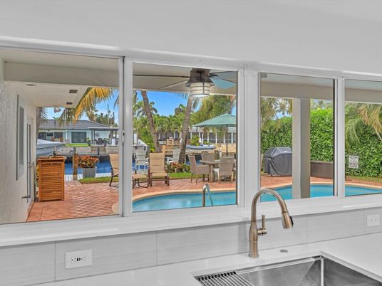 Exterior, Interior, Pool