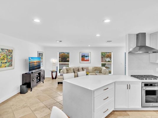 Interior, Kitchen, Living room, Recessed Lighting, Stainless Steel Appliances