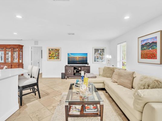 Dining room, Interior, Living room, Recessed Lighting