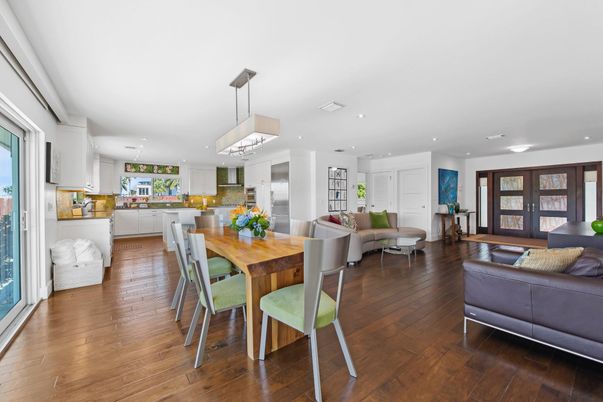 Dining room, Interior, Kitchen, Living room, Pendant Lights, Recessed Lighting, Stainless Steel Appliances, Wood Texture Flooring