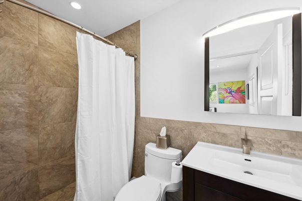 Bathroom, Interior, Recessed Lighting