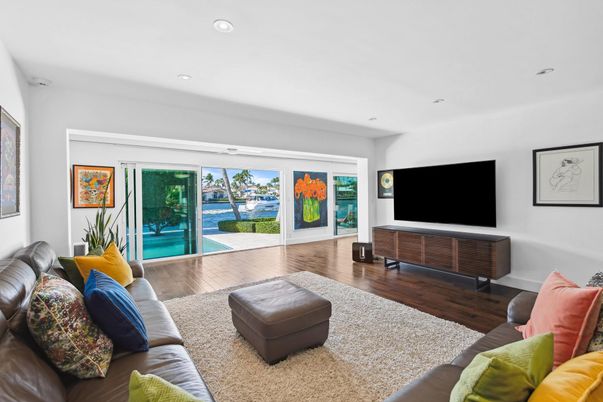 Interior, Living room, Recessed Lighting, Water, Wood Texture Flooring