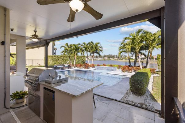 Exterior, Pool, Water