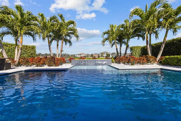 Exterior, Lake, Pool