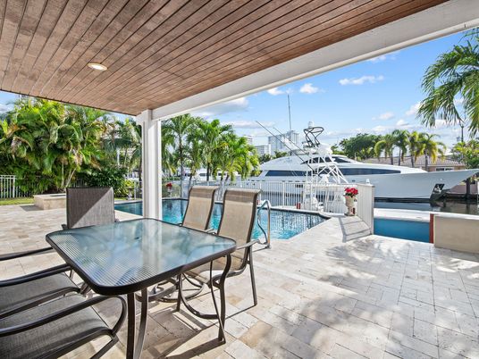Exterior, Pool, Water