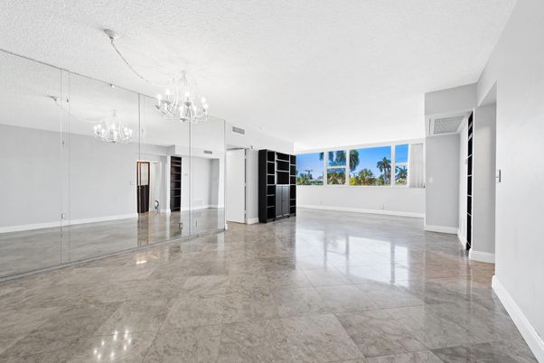 Chandelier, Empty room, Interior