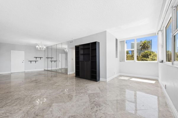 Chandelier, Empty room, Interior