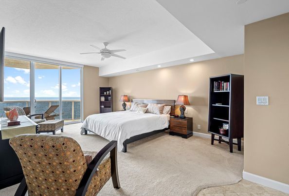 Bedroom, Interior, Recessed Lighting, Water
